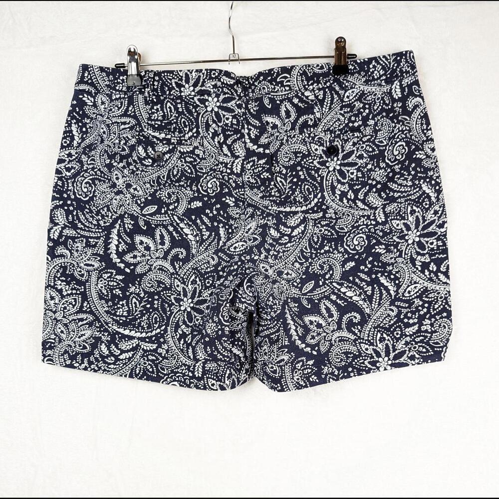 Talbots the Weekend Shorts Women's 16 Navy Blue White 6.5" Short - Picture 3 of 12